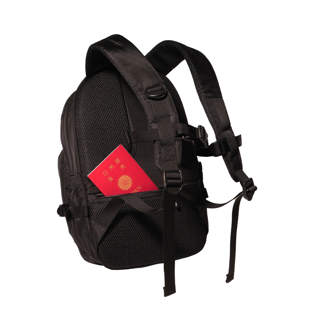 トラベルミニデイパック TRIGHT