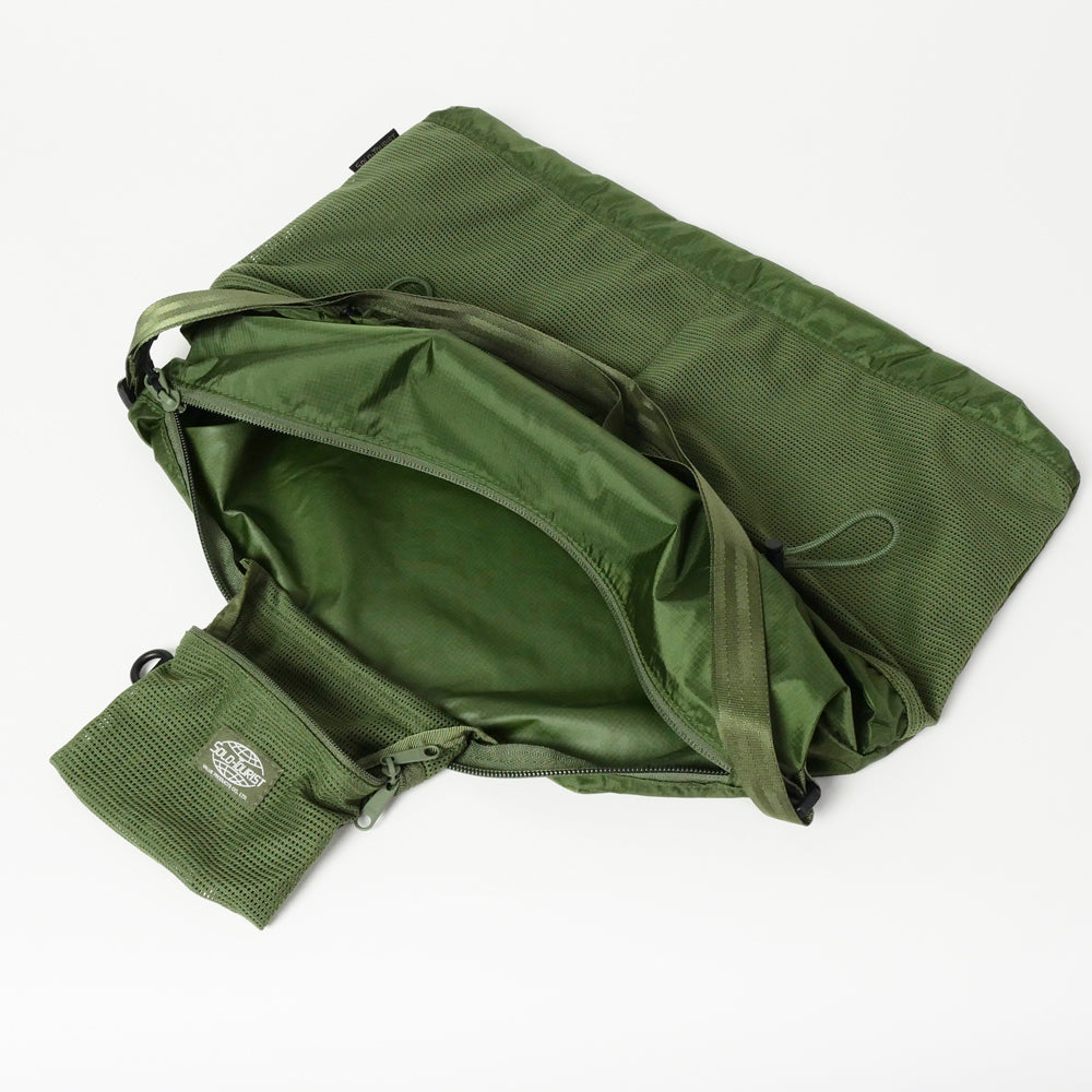 パッカブルショルダーバッグ