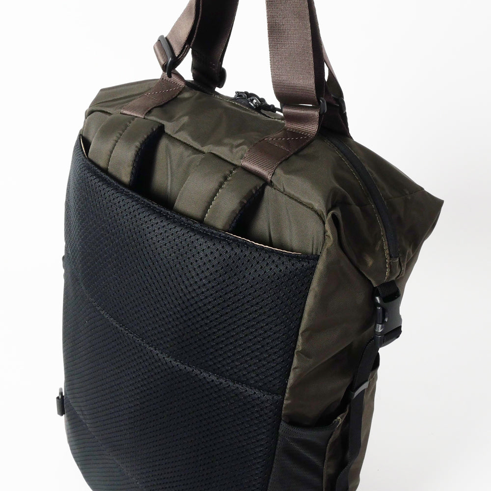 トートリュック20